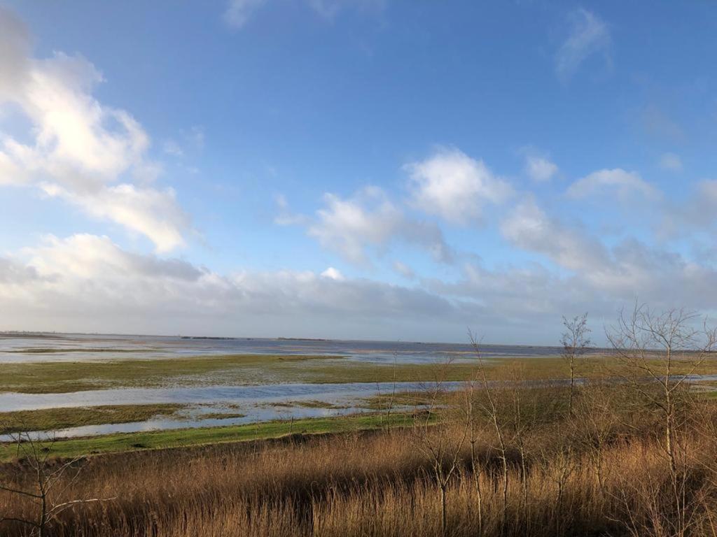 Bed and Breakfast Onder De Boom Gerkesklooster Esterno foto