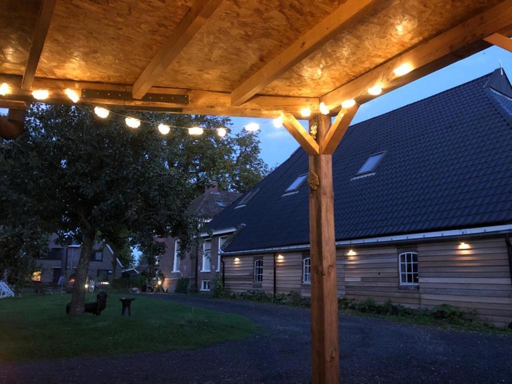 Bed and Breakfast Onder De Boom Gerkesklooster Esterno foto