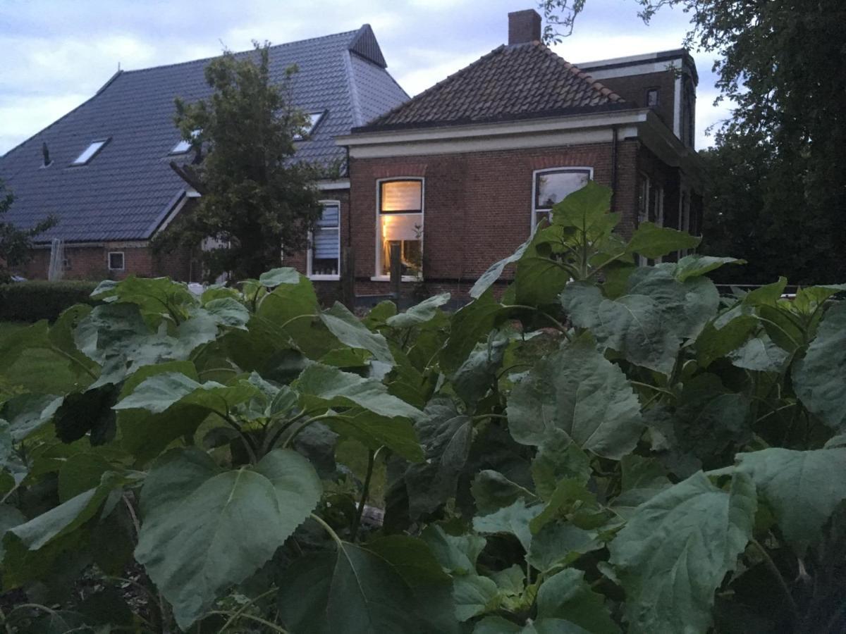 Bed and Breakfast Onder De Boom Gerkesklooster Esterno foto