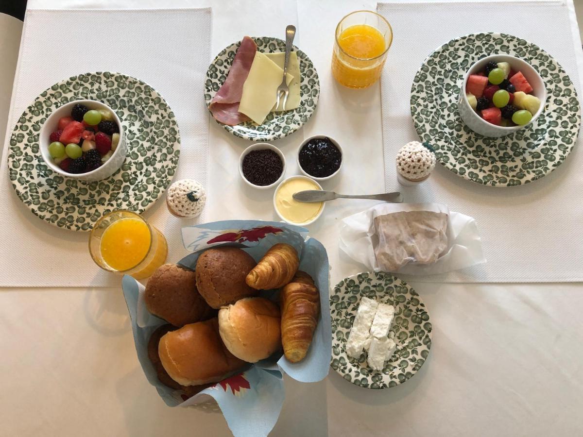 Bed and Breakfast Onder De Boom Gerkesklooster Esterno foto